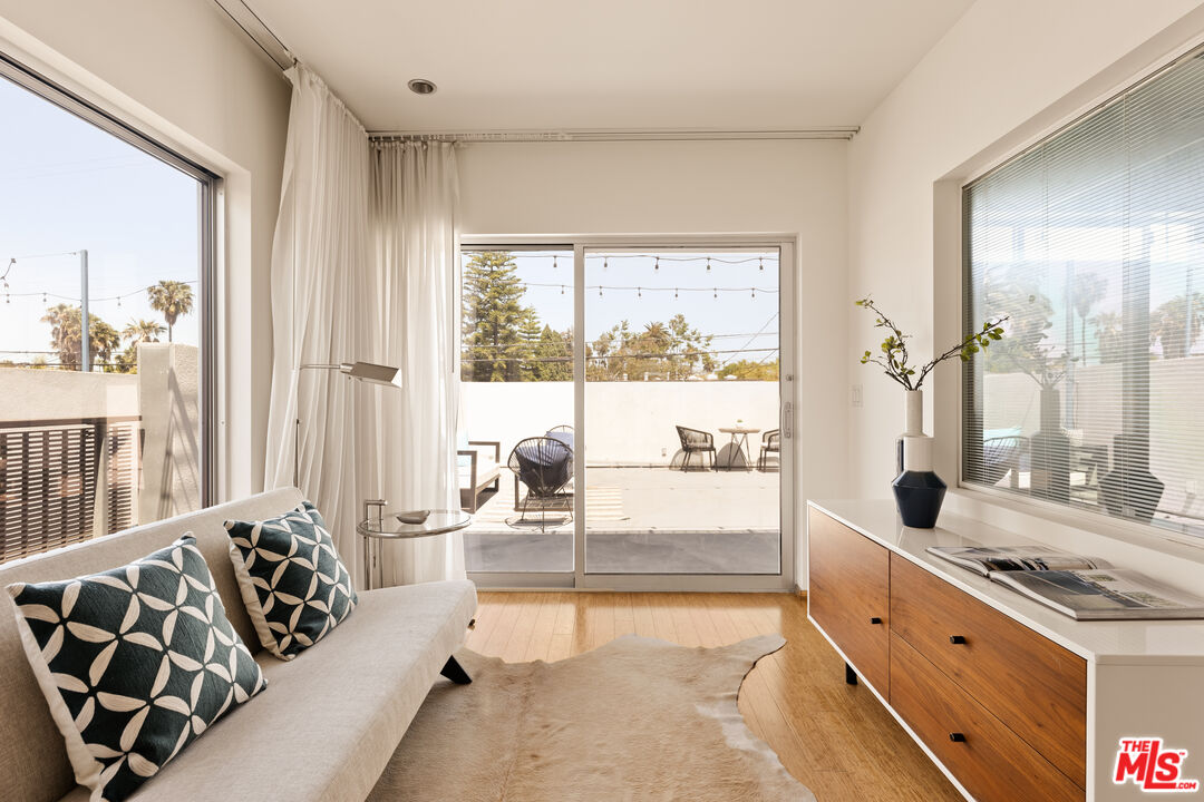 619 San Juan Ave Unit: B