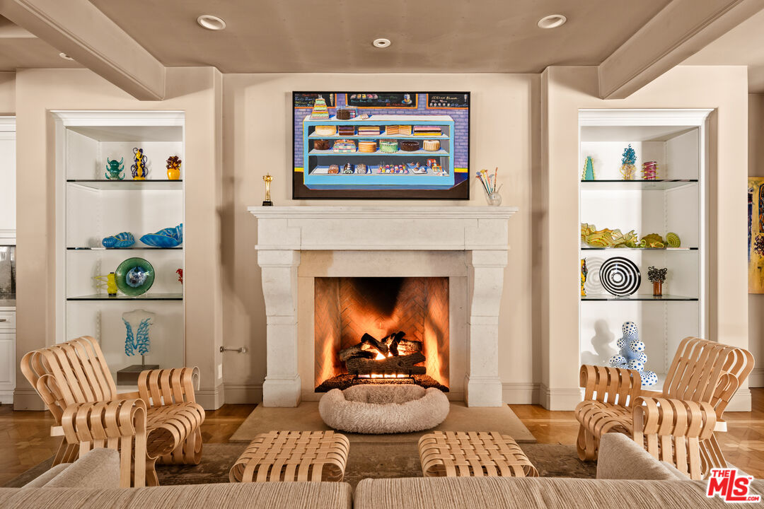 4009 Valley Meadow Rd