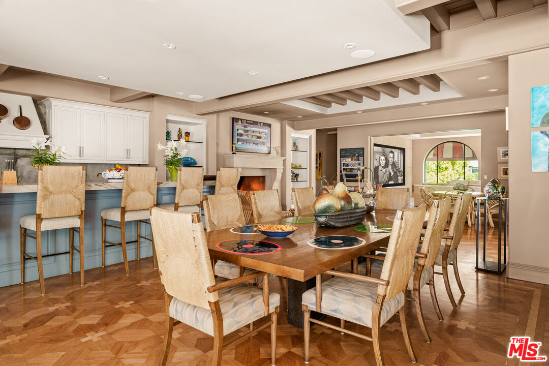 4009 Valley Meadow Rd