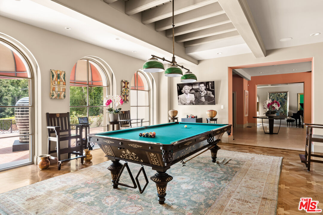 4009 Valley Meadow Rd