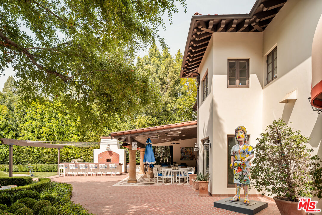 4009 Valley Meadow Rd