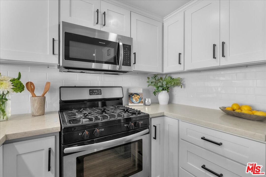 1311 Manhattan Beach Blvd Unit: 2