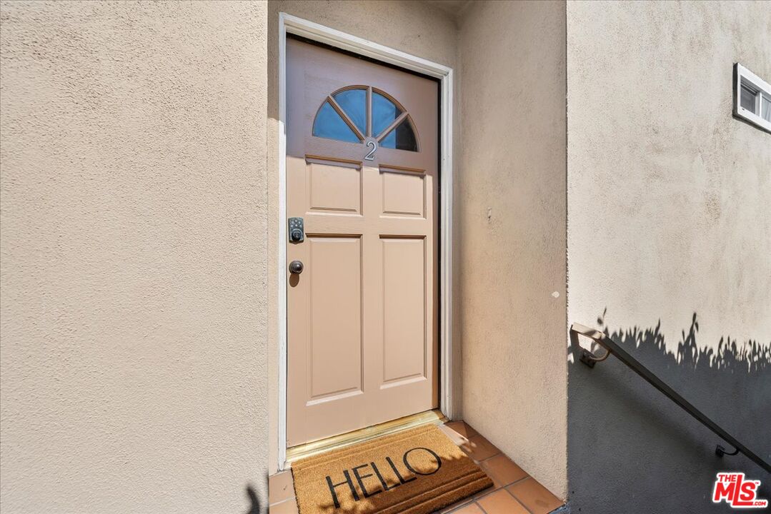 1311 Manhattan Beach Blvd Unit: 2