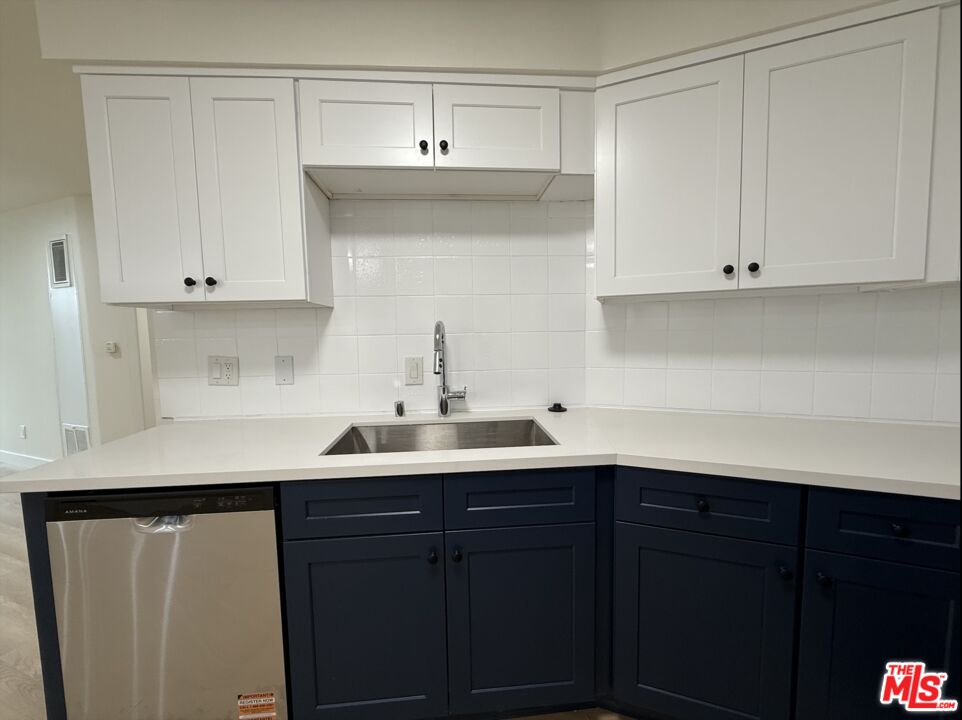 1827 Veteran Ave Unit: 23