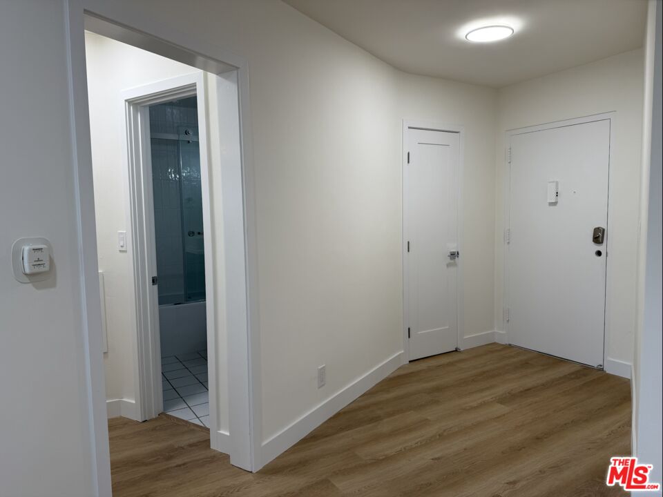 1827 Veteran Ave Unit: 23