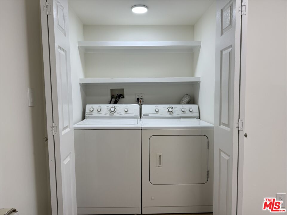 1827 Veteran Ave Unit: 23