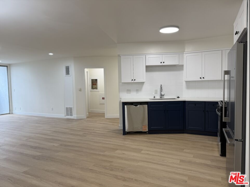 1827 Veteran Ave Unit: 23