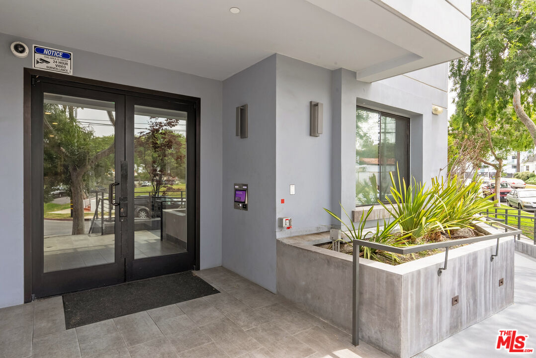 5955 Saturn St Unit: 302