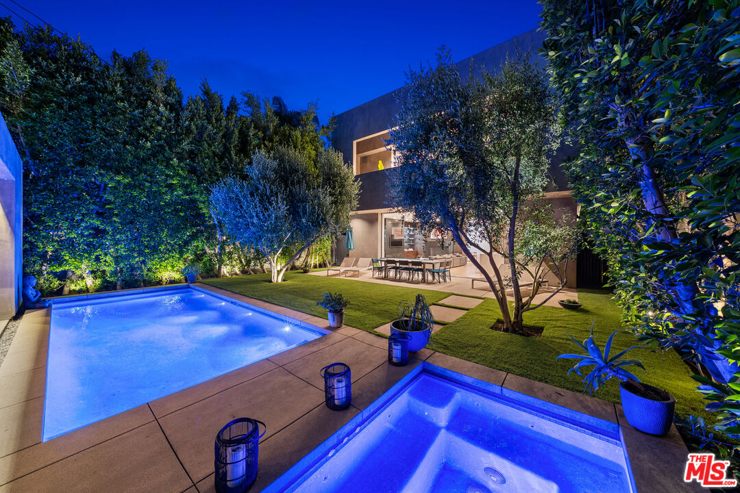 607 N Alta Vista Blvd