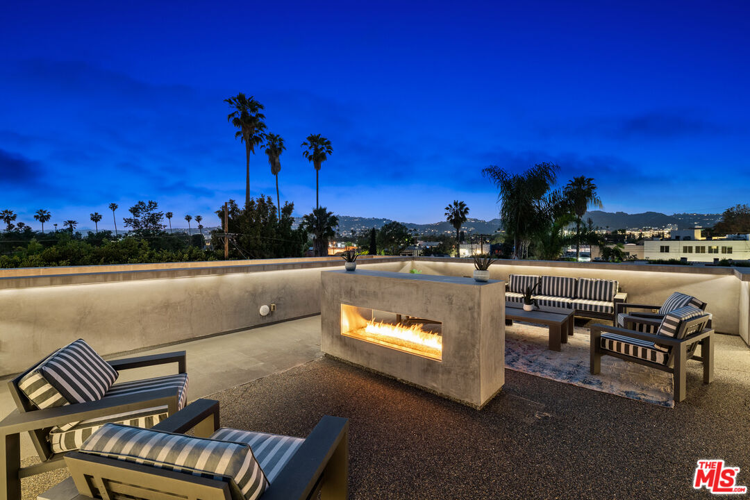 607 N Alta Vista Blvd