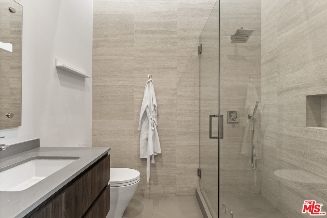 607 N Alta Vista Blvd