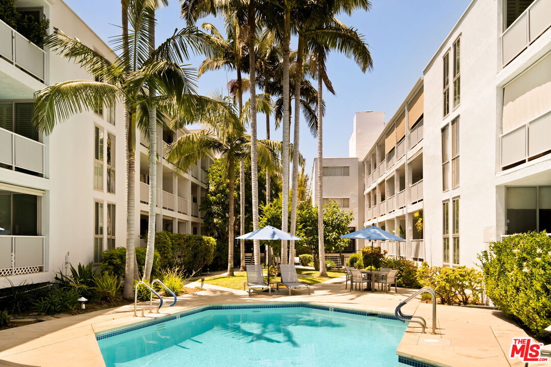 850 N Kings Rd Unit: 312