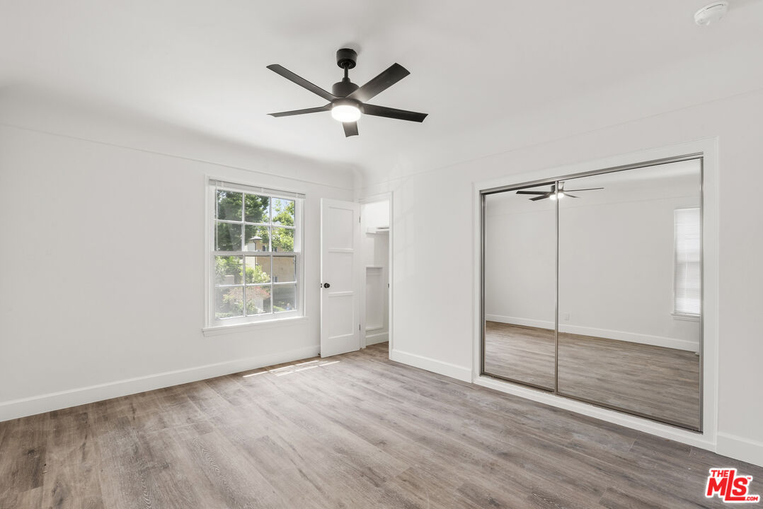 308 S Reeves Dr Unit: 310D