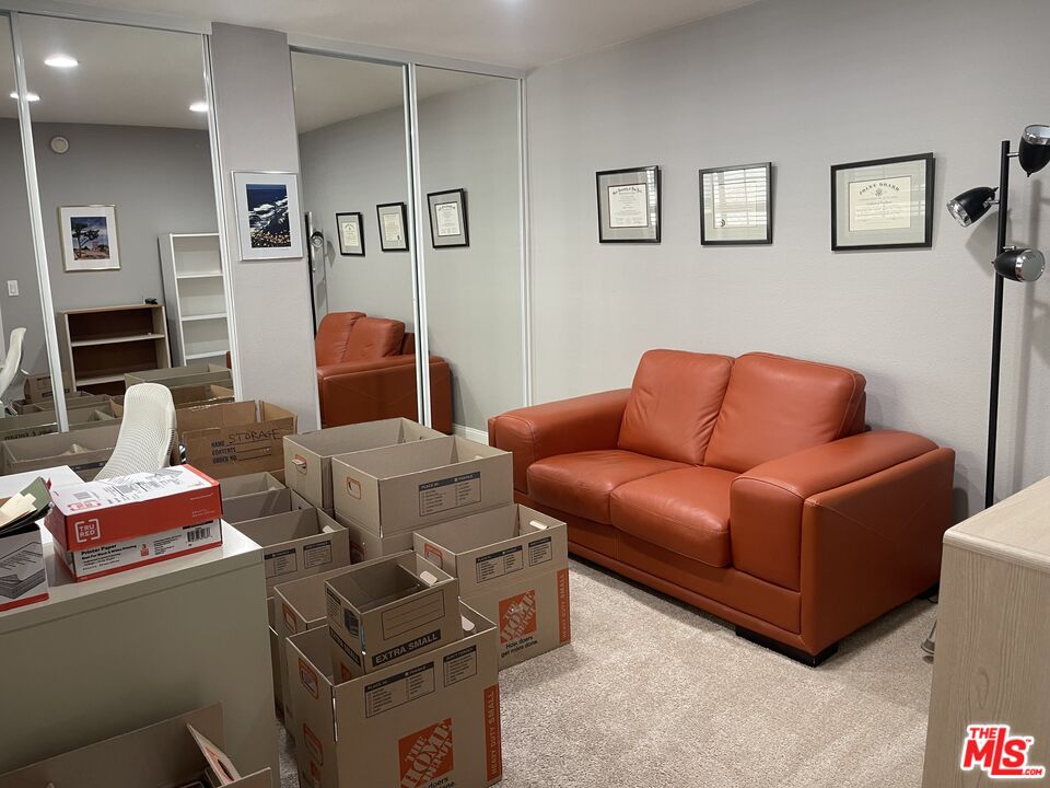 21550 Burbank Blvd Unit: 204