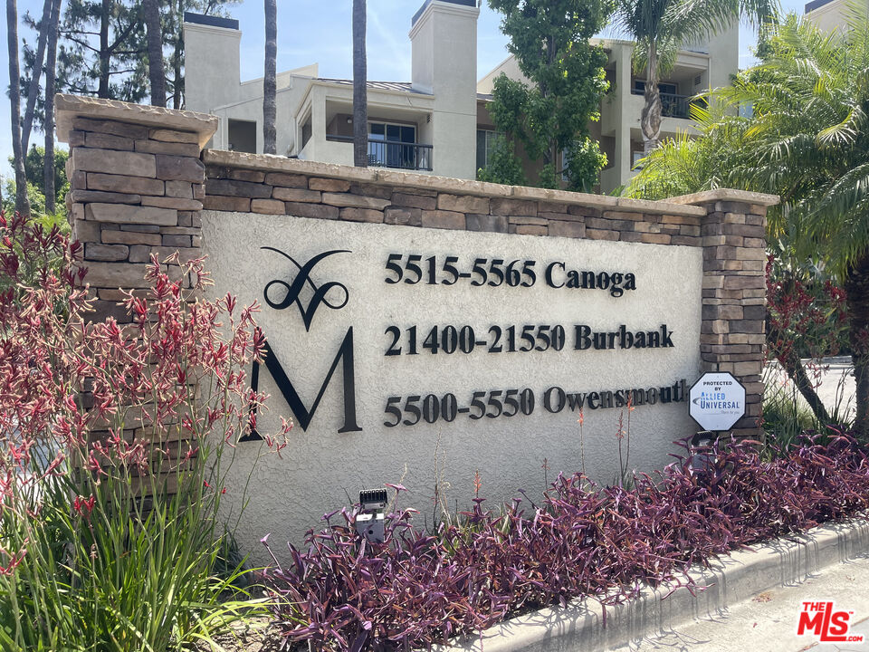21550 Burbank Blvd Unit: 204
