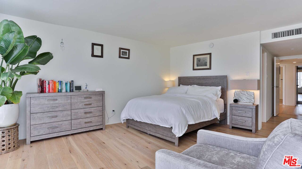 4337 Marina City Drive Unit: 249