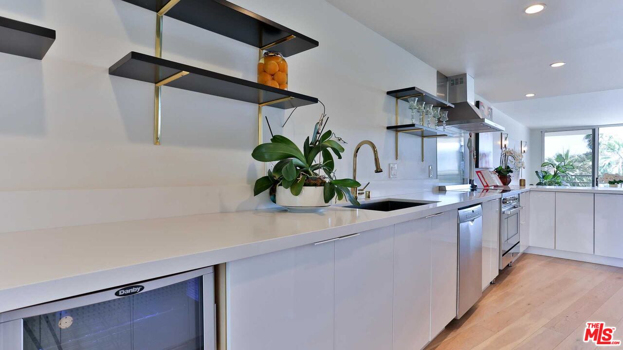 4337 Marina City Drive Unit: 249