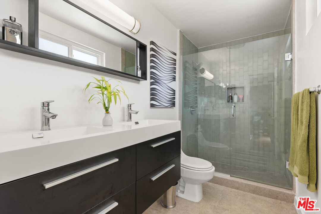 811 S Bedford St Unit: 304