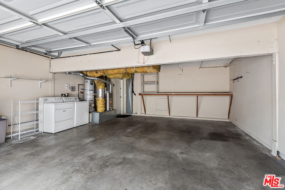 6265 Canoga Ave Unit: 38