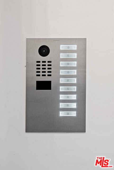 132 S Oakhurst Dr Unit: 4