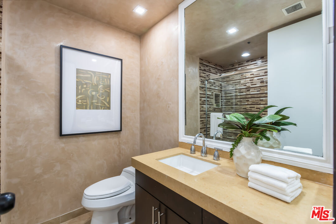 10750 Wilshire Blvd Unit: 503