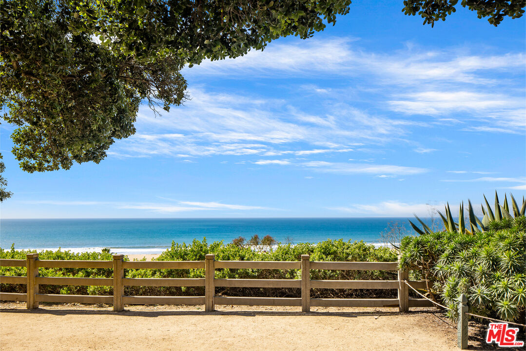 833 Ocean Ave Unit: 301