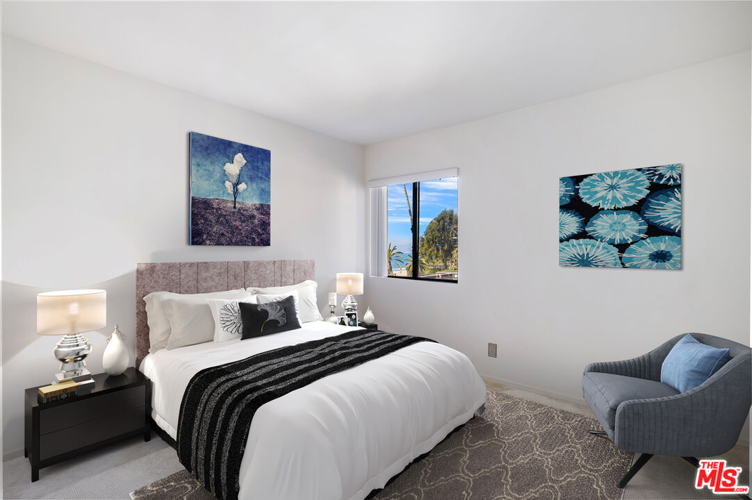 833 Ocean Ave Unit: 301