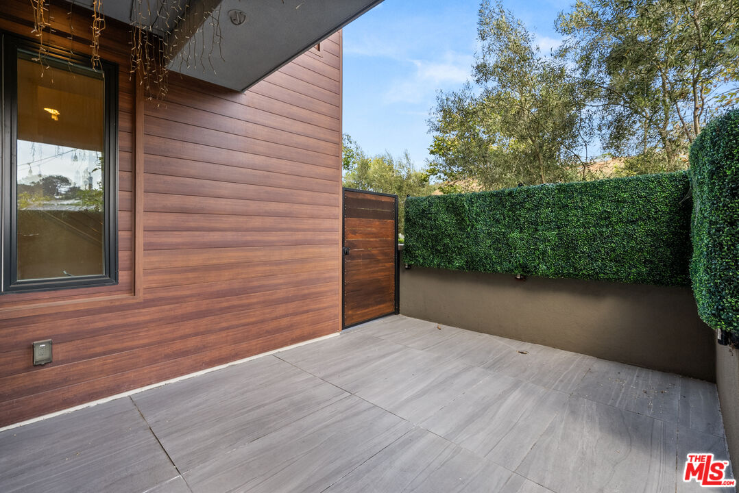 12667 Bluff Creek Dr