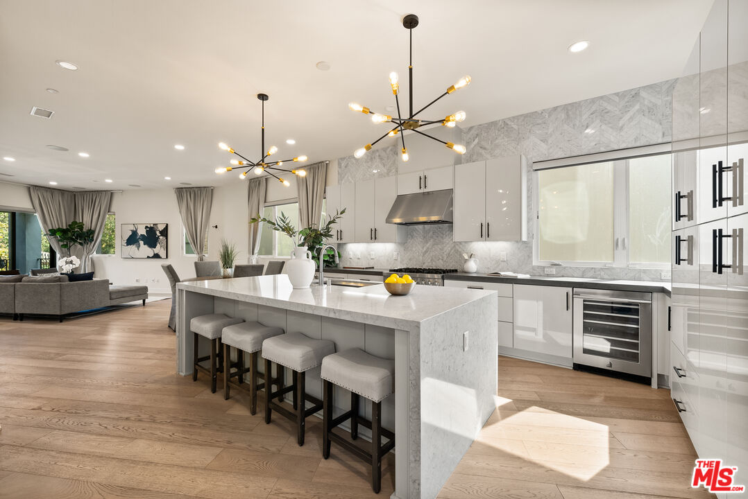 12667 Bluff Creek Dr