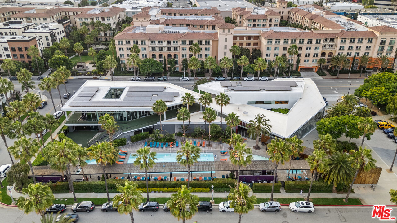 12667 Bluff Creek Dr