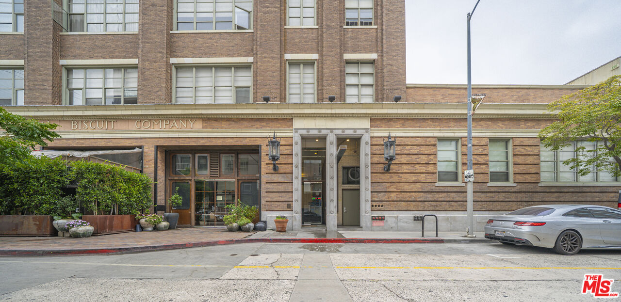 1850 Industrial St Unit: 113