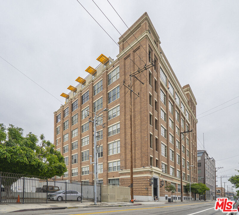 1850 Industrial St Unit: 113
