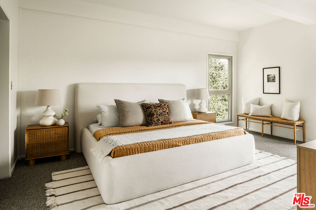 1950 Linda Vista Ave