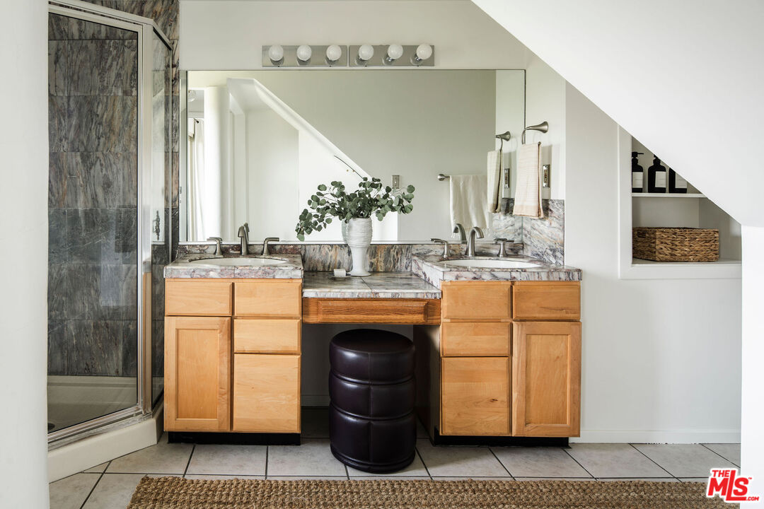 1950 Linda Vista Ave