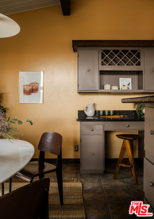 1950 Linda Vista Ave