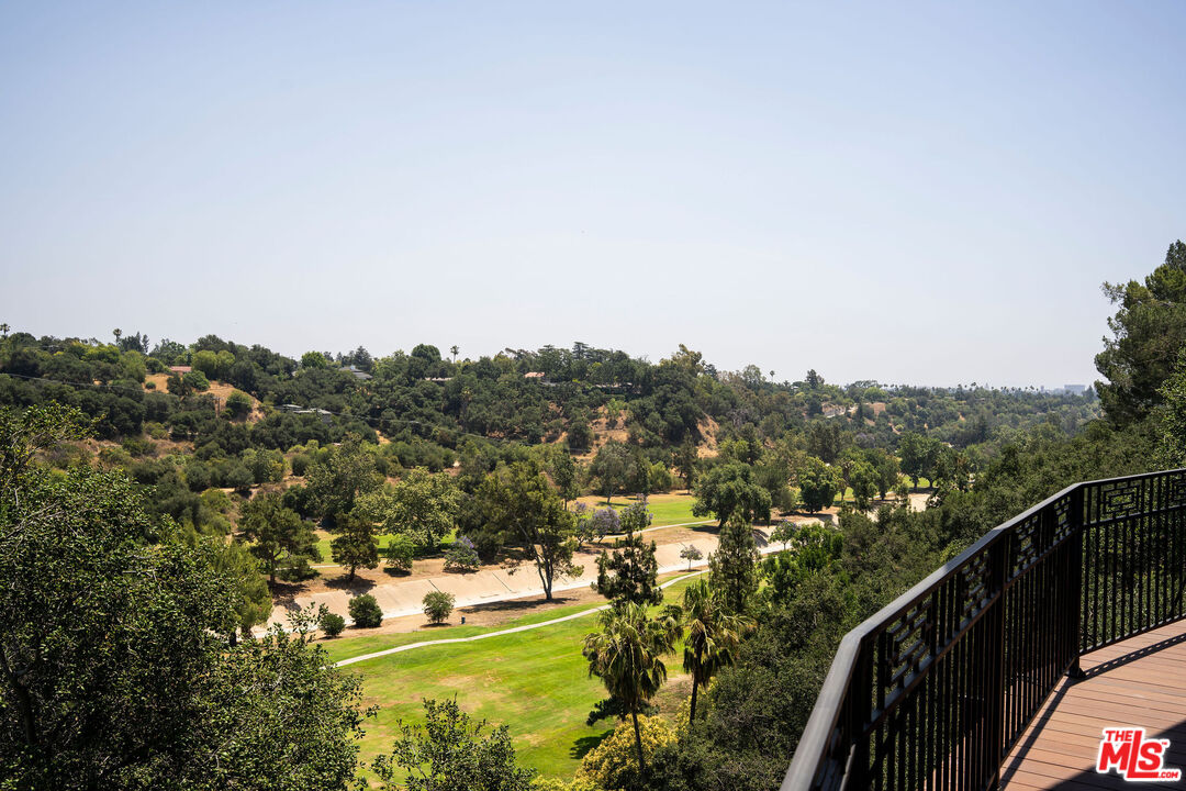 1950 Linda Vista Ave