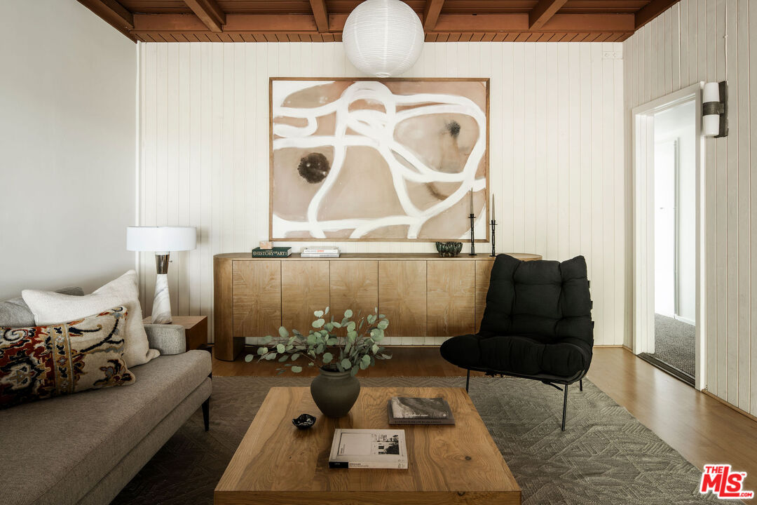 1950 Linda Vista Ave