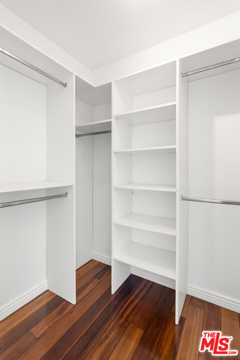 744 N Alfred St Unit: 104