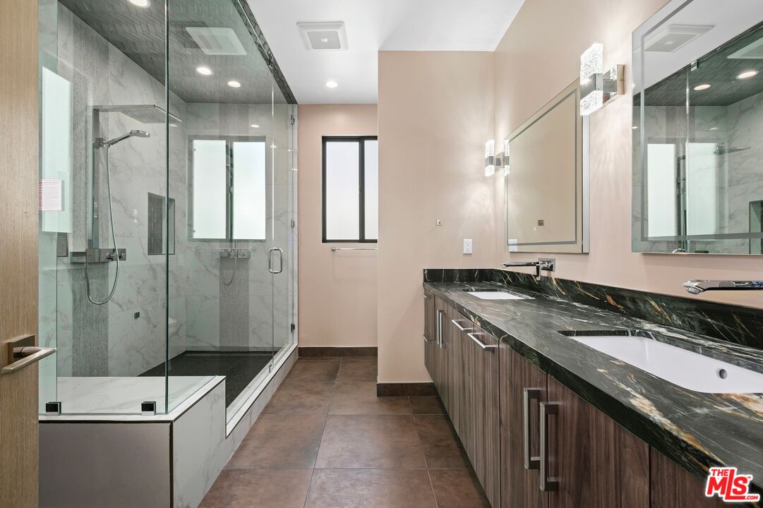 211 S Irena Ave Unit: A