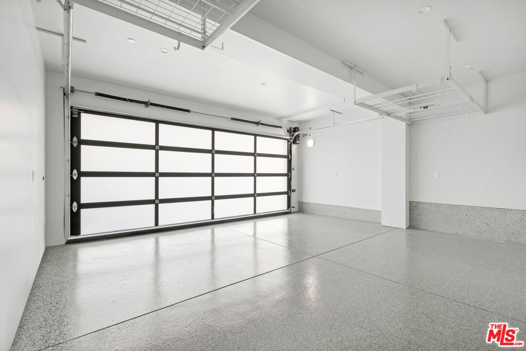 211 S Irena Ave Unit: A