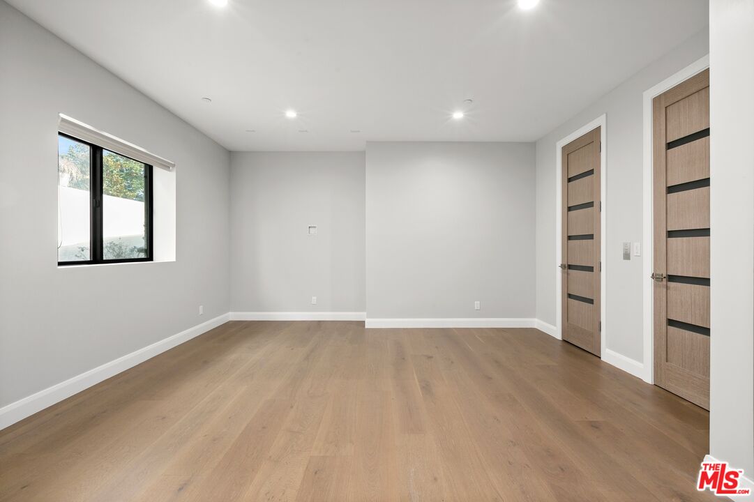 211 S Irena Ave Unit: A