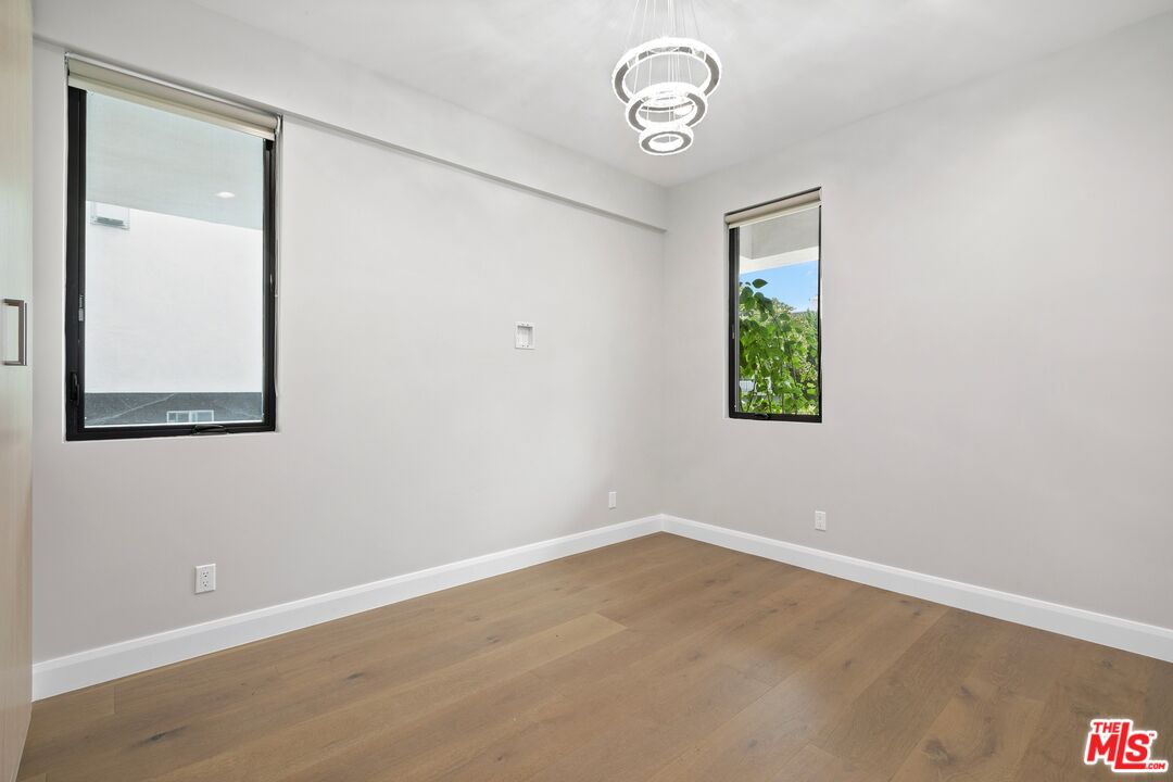 211 S Irena Ave Unit: A