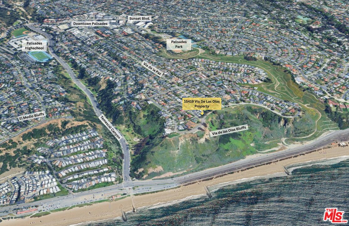 15419 Via De Las Olas