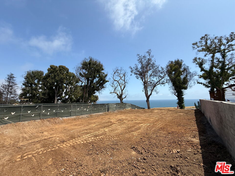 15419 Via De Las Olas