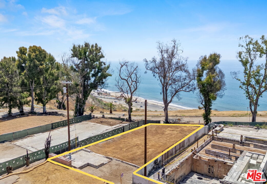 15419 Via De Las Olas