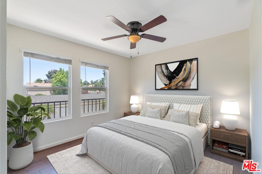 4821 Topanga Canyon Blvd