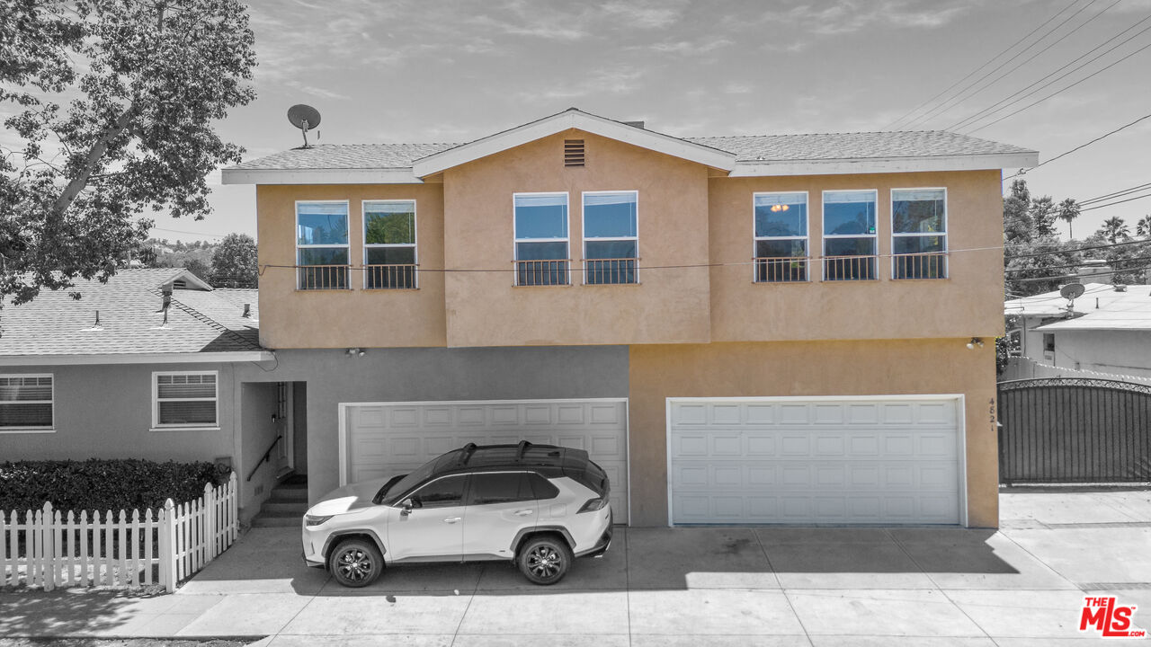 4821 Topanga Canyon Blvd