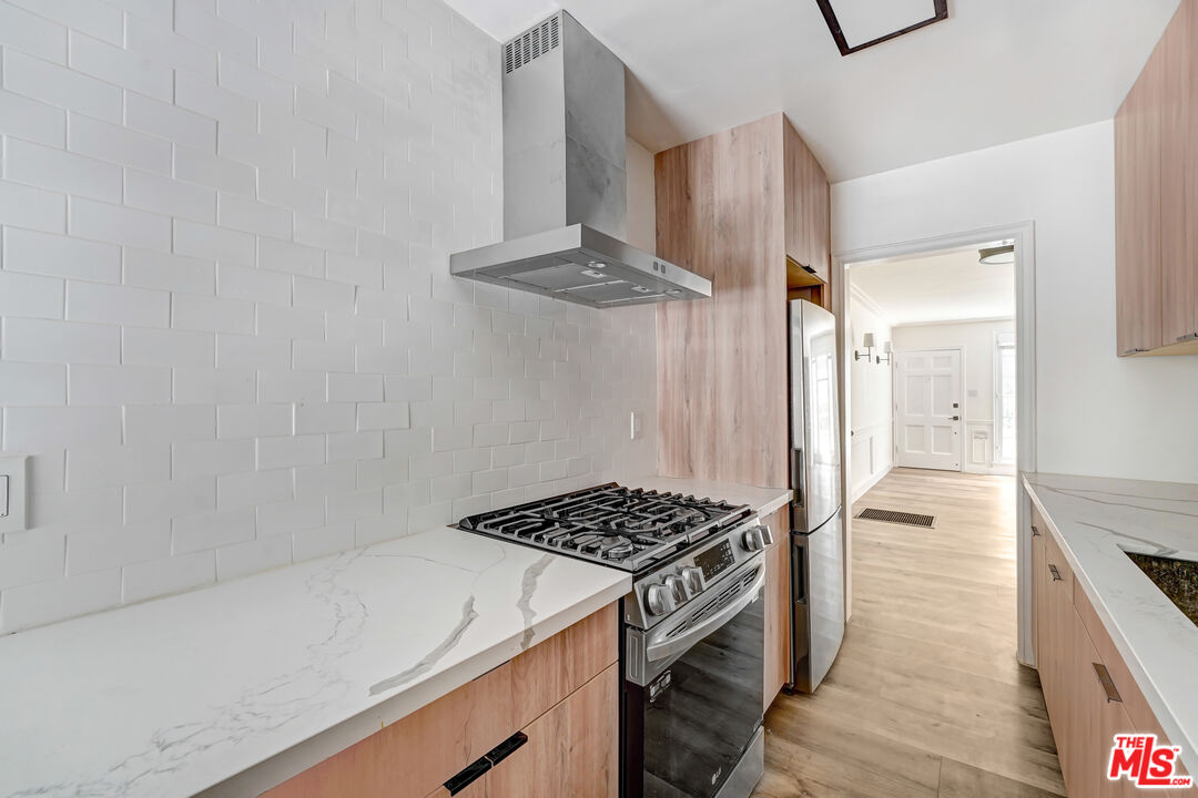 308 S Reeves Dr Unit: 310A