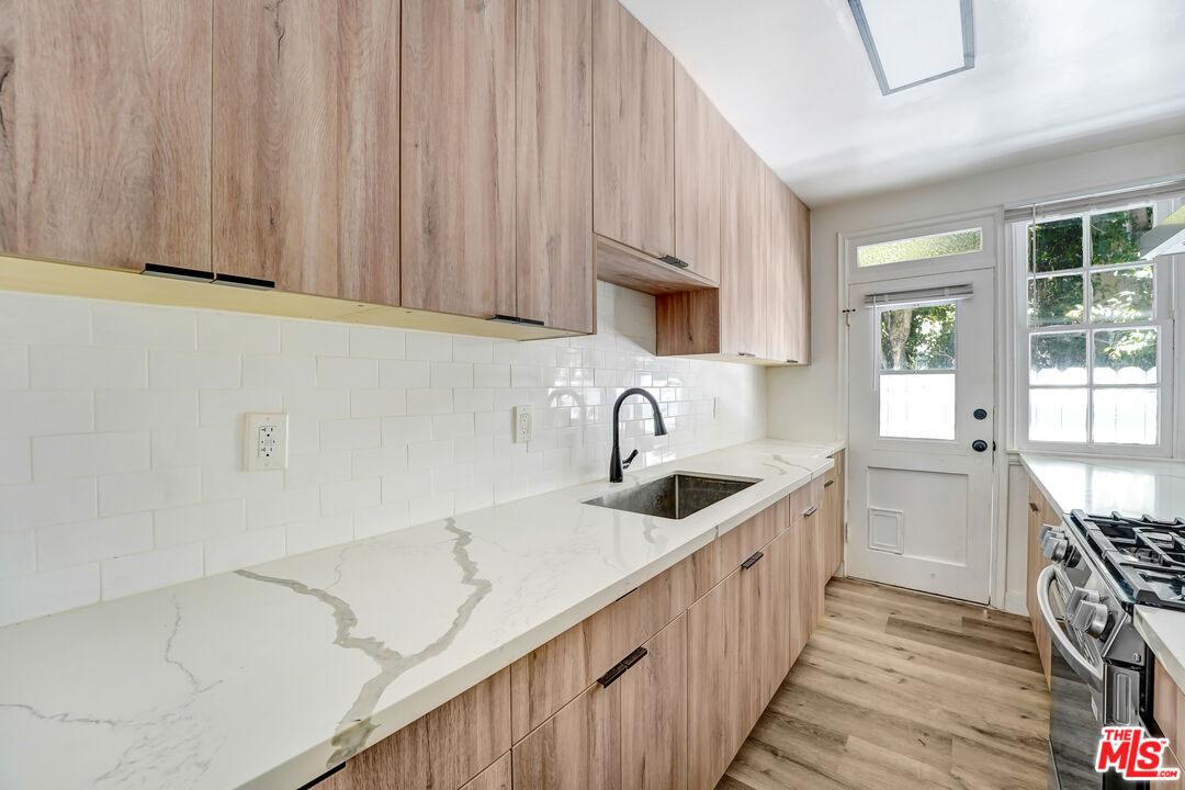 308 S Reeves Dr Unit: 310A