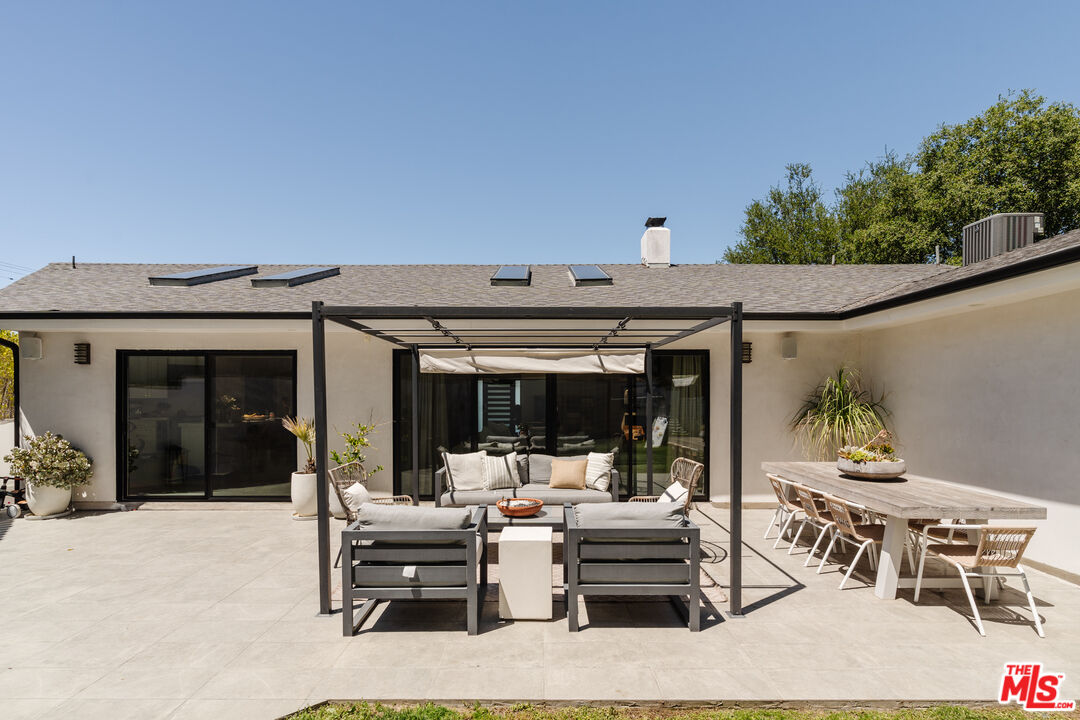 3554 Alginet Dr
